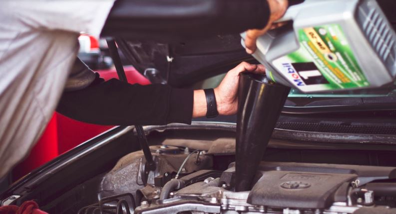 7 Vehicle Maintenance Tips You Should Know Even if You Don’t Care About Cars
